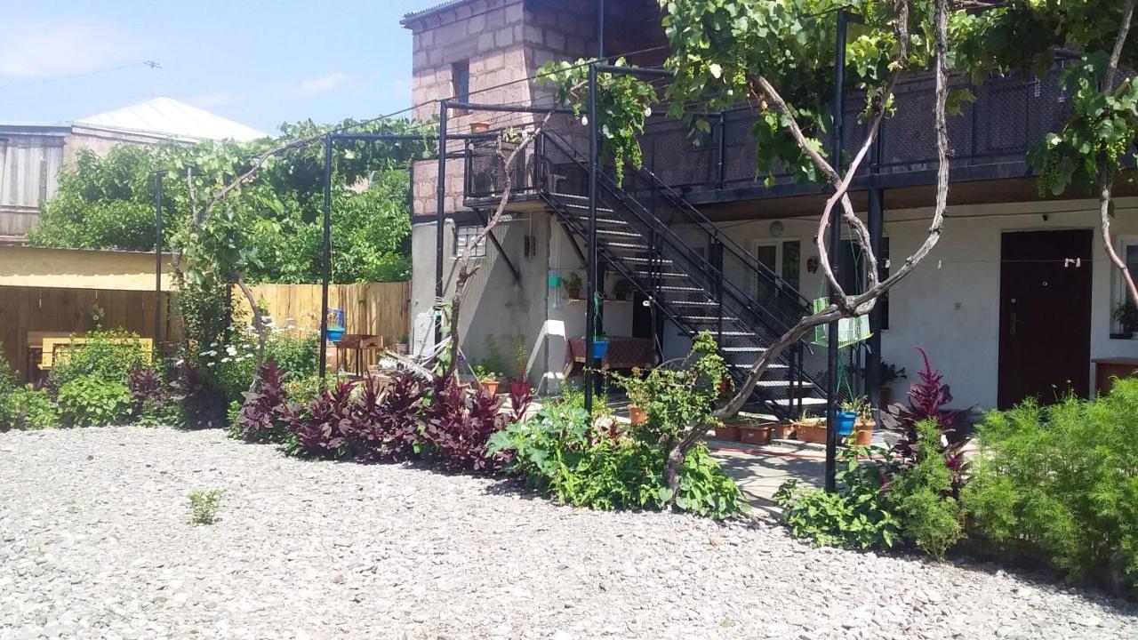 Akhaltsikhe Hotel “Sunny House” Экстерьер фото