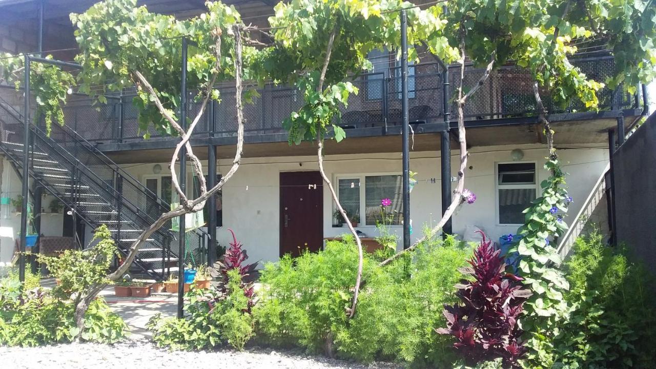 Akhaltsikhe Hotel “Sunny House” Экстерьер фото